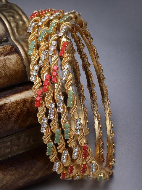 Sukkhi Set Of 4 Gold-Plated American Diamond-Studded Bangles