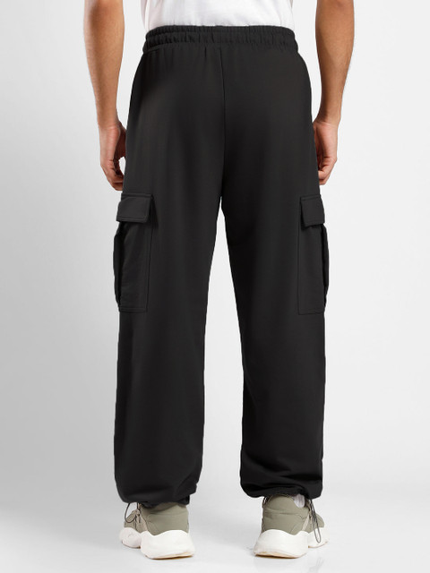 NOBERO Men Onyx Oversized Relaxed Fit Mid-Rise Joggers With Utility Box Pockets - Image 4