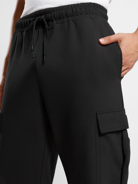 NOBERO Men Onyx Oversized Relaxed Fit Mid-Rise Joggers With Utility Box Pockets - Image 5