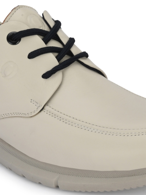 Egoss Men Textured Round Toe Comfort Insole Leather Lace-Ups Sneakers - Image 6