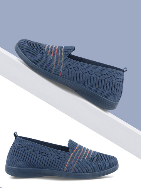 WELCOME Women Lightweight & Comfortable Durable & Anti-Skid Slip-On Running Shoe