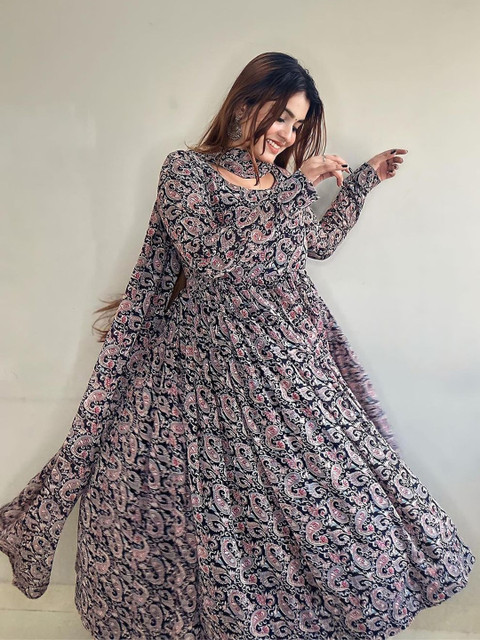 Tulip Eden Paisley Printed Georgette Anarkali Kurta WIth Dupatta - Image 3
