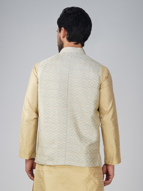 Vastraa Fusion Woven Design Nehru Jacket - Image 3
