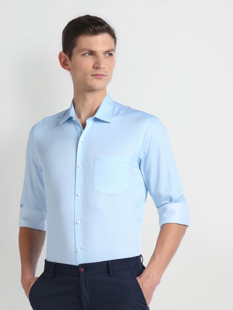 Arrow Spread Collar Slim Fit Opaque Cotton Formal Shirt