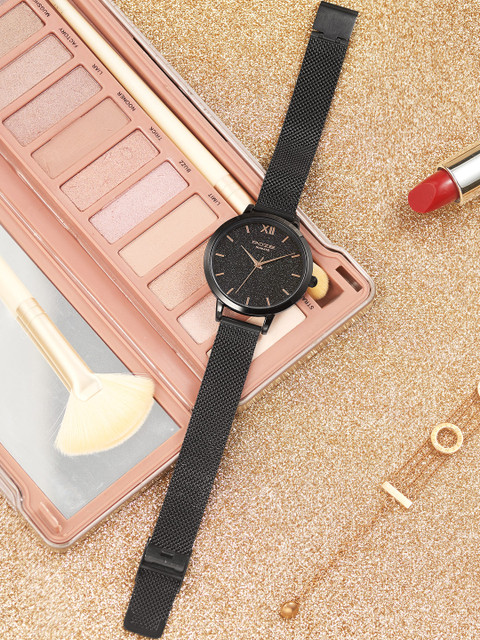 Sonata Women Textured Dial & Metal Straps Analogue Watch SP80023NM01W