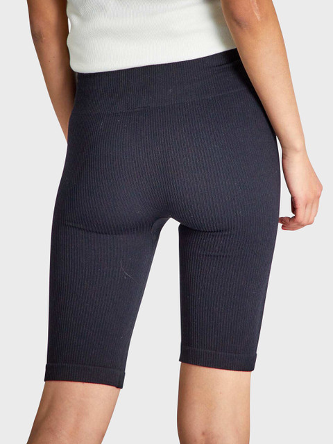 KIABI Women Mid-Rise Sports Shorts - Image 4