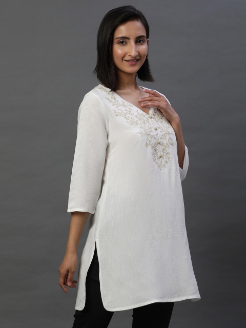 AURELIA Floral Embroidered V-Neck Straight Kurti - Image 3