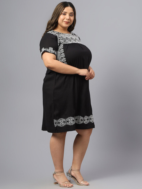 SAAKAA Plus Size Geometric Embroidered Round Neck Gathered Cotton A-Line Dress - Image 3