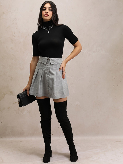 Tokyo Talkies Grey Checked A-line Mini Skirts - Image 5