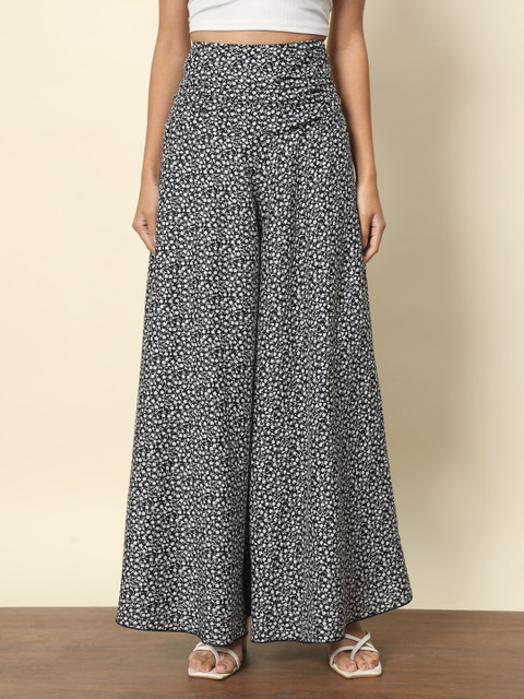 Trend Arrest Floral Printed Flared Palazzos