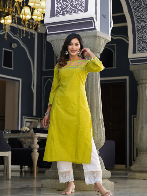 Varanga Women Floral Thread Embroidered Yoke Design Straight Kurta - Image 6