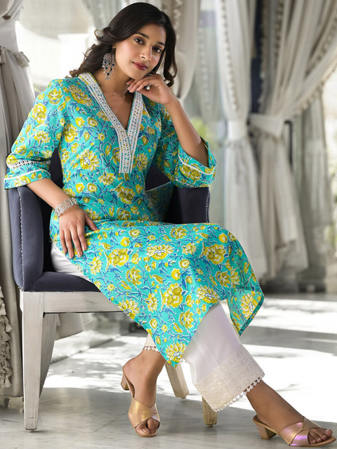 Varanga Floral Printed V- Neck Thread work Straight Kurta - Image 5