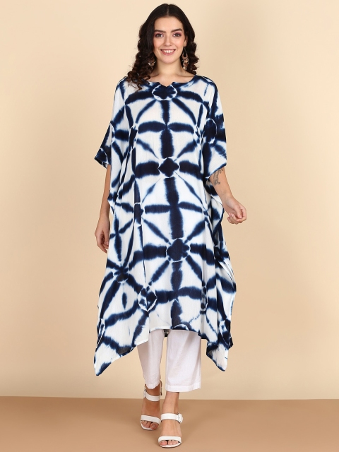 Maaesa Geometric Dyed Printed Flared Sleeves Crepe Kaftan Kurta