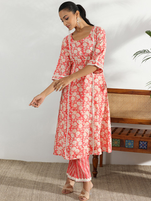 Libas Floral Printed Round Neck Three-Quarter Sleeves Panelled Kurta with Trousers - Image 5