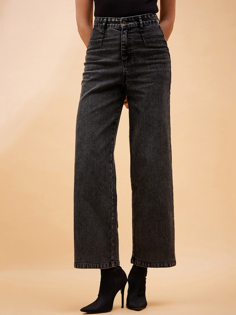 SASSAFRAS BASICS Women Straight Fit High-Rise Light Fade Acid Wash Stretchable Jeans