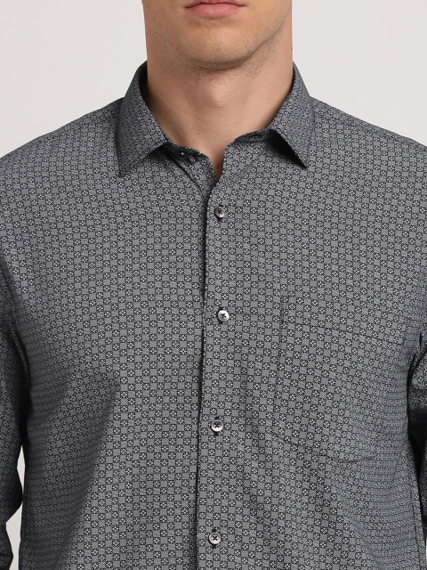Turtle Micro Ditsy Printed Standard Slim Fit Cotton Opaque Formal Shirt - Image 2