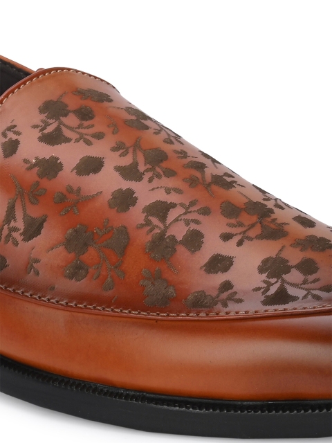 House of Pataudi Men Textured Shoe-Style Sandal - Image 7