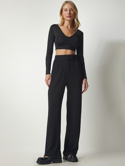 Happiness istanbul Women Mid-Rise Pleated Regular Trousers