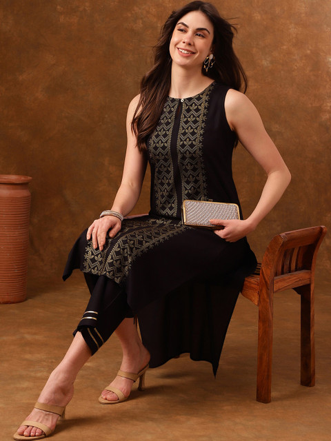 Anouk Ethnic Motifs Printed Round Neck Kurta with Palazzos