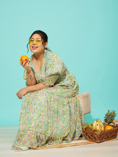 QUIERO MAS Plus Size Floral Printed Cuffed Sleeves Georgette Tiered Maxi Dress - Image 6