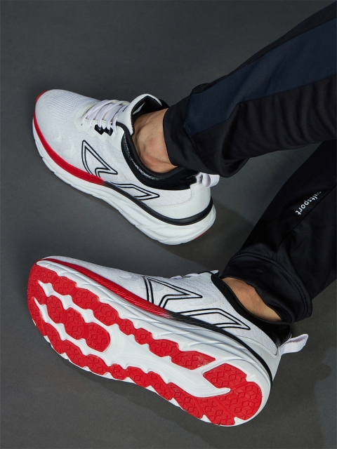 Avant Men Vector Running Shoes - Image 7
