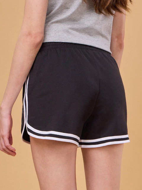 Enamor Women Mid-Rise Comfortable Cotton Lounge Shorts - Image 3