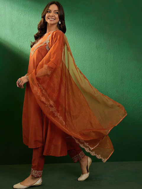 Sangria Embroidered Boat-Neck Kurta With Trousers & Dupatta - Image 5
