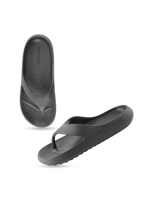 Red Tape Men Textured Thong Flip-Flops - Image 2