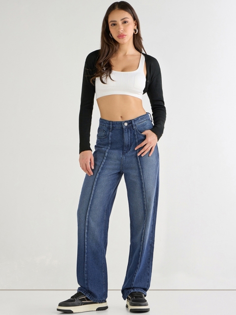 Bewakoof Women Straight Fit High-Rise Light Fade Cotton Jeans - Image 5