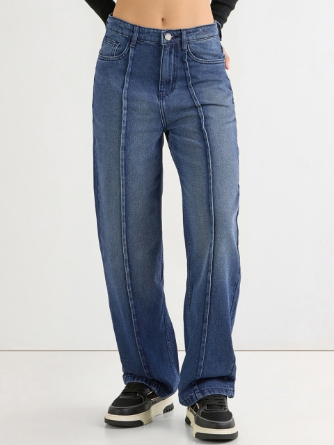 Bewakoof Women Straight Fit High-Rise Light Fade Cotton Jeans - Image 2