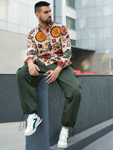 Campus Sutra Men Classic Floral Opaque Printed Casual Shirt - Image 4