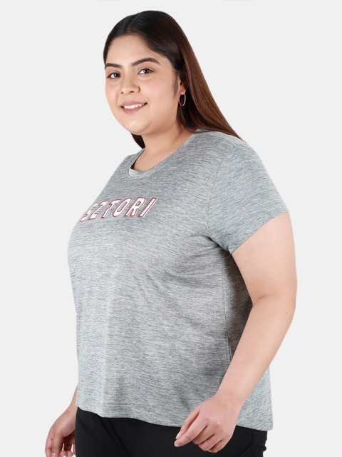 Sztori Plus Size Round Neck T-shirt - Image 4