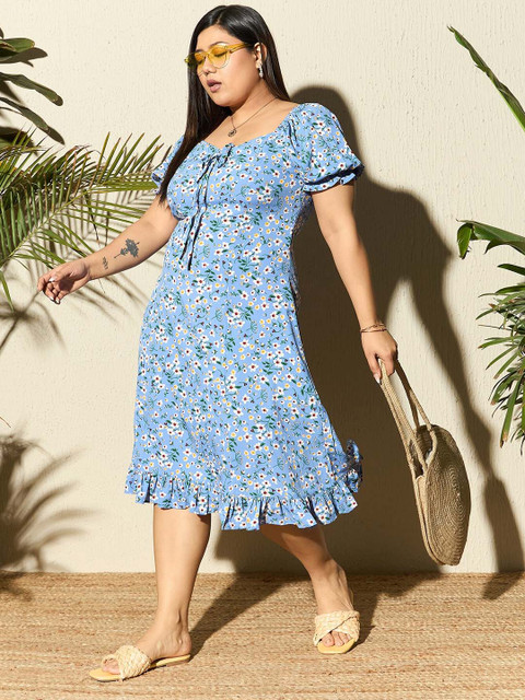 Berrylush Curve Plus Size Blue Floral Printed Gathered Detailed A-Line Midi Dress