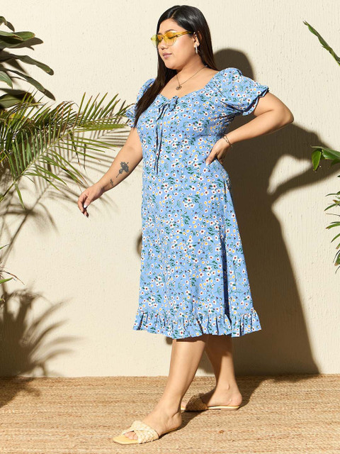 Berrylush Curve Plus Size Blue Floral Printed Gathered Detailed A-Line Midi Dress - Image 3
