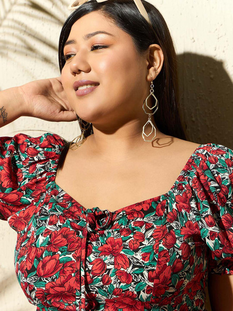 Berrylush Curve Plus Size Red Floral Printed Gathered Detailed A-Line Midi Dress - Image 2