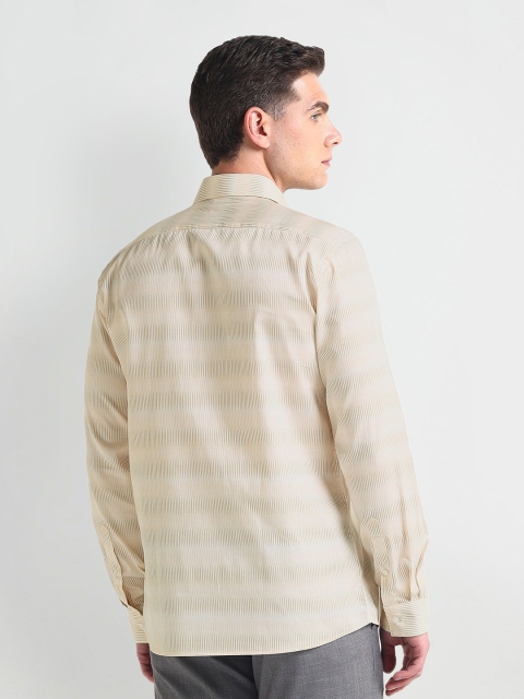 Arrow New York Manhattan Slim Fit Horizontal Striped Twill Weave Cotton Formal Shirt - Image 4