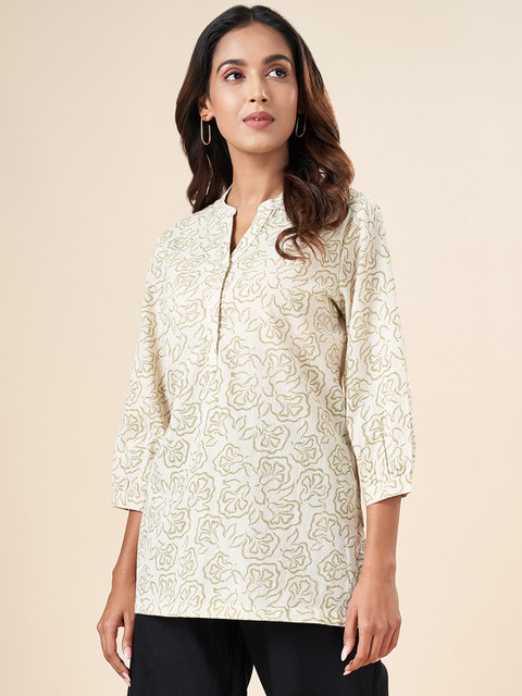 AKKRITI BY PANTALOONS Printed Mandarin Collar Straight Kurti