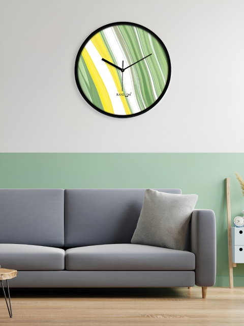 RANDOM Black & White Printed Contemporary Round Wall Clock - Image 4