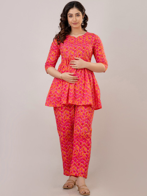 CELEBRAVO Geometric Printed Flared V-Neck A-Line Pure Cotton Kurti With Trouser
