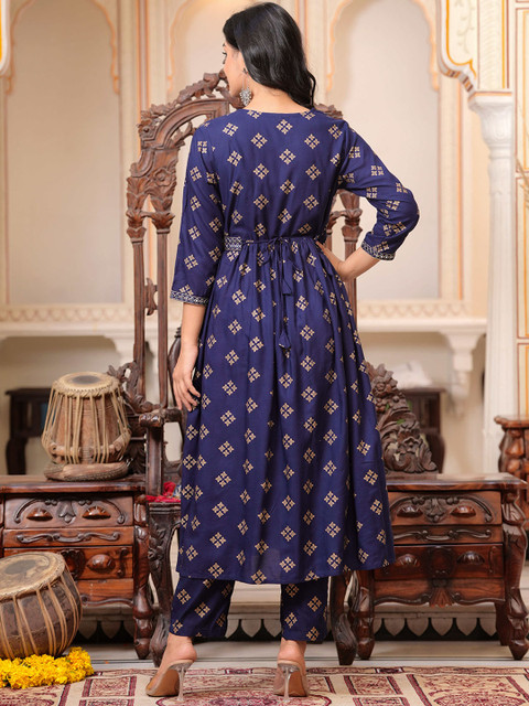 BAESD Ethnic Motifs Printed Regular Kurta with Trouser - Image 5