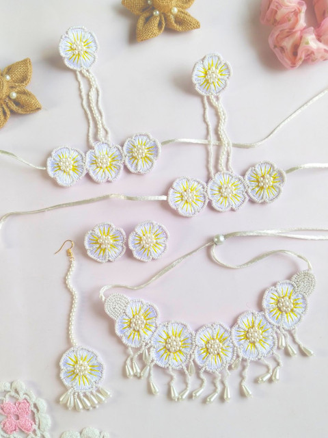 Sangria Gold-Plated Pearl Beaded Tasseled Bridal Jewellery Set