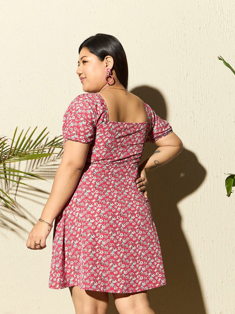 Berrylush Curve Plus Size Floral Printed Sweetheart Neck Fit & Flare Dress - Image 4