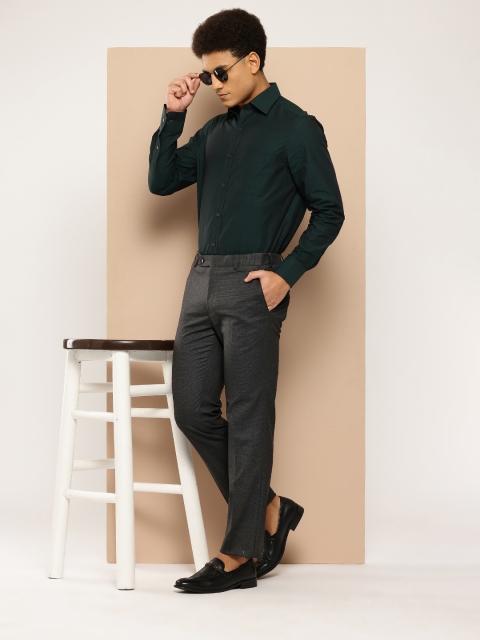 INVICTUS Men Adjustable Waistband Micro Checked Formal Trousers - Image 4