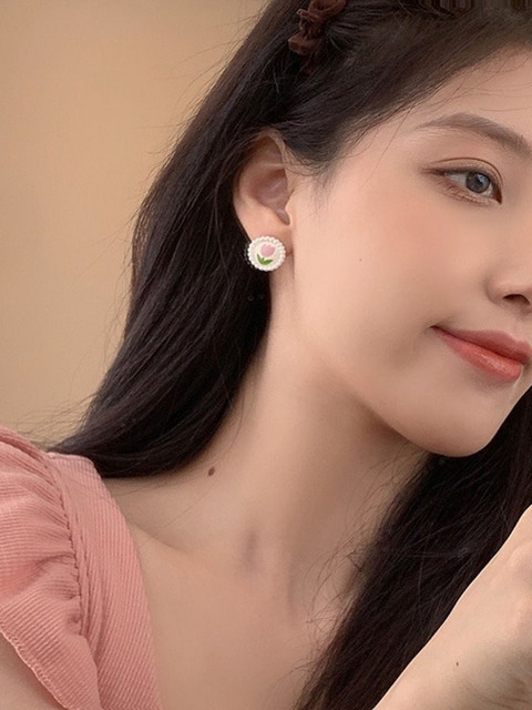 MYKI Gold-Plated Contemporary Studs Earrings - Image 6