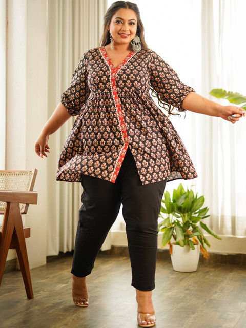NANGALIA RUCHIRA PLus Size Printed Pure Cotton Peplum Top With Trouser Co-Ords - Image 5