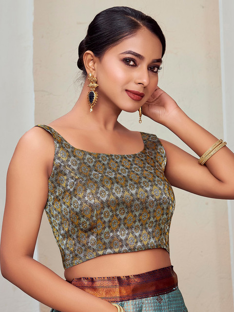 Vardha Brocade Detailed Padded Saree Blouse - Image 2