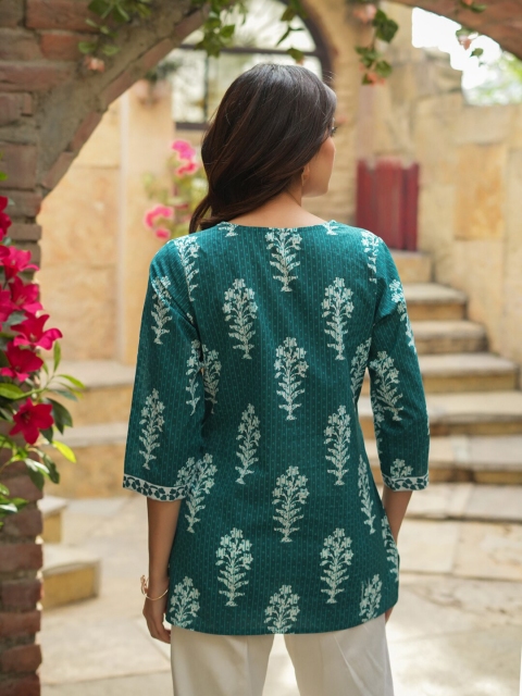 Rain & Rainbow Ethnic Motifs Printed V-Neck Pure Cotton Straight Kurti - Image 5