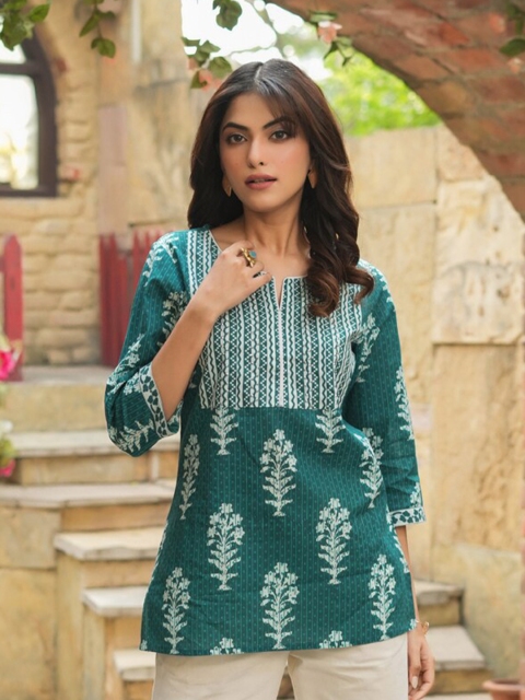 Rain & Rainbow Ethnic Motifs Printed V-Neck Pure Cotton Straight Kurti - Image 3
