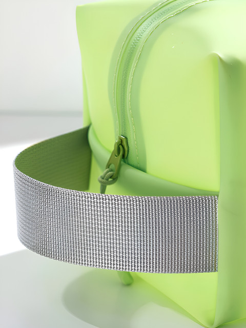 Aura Green & White Water Resistant Makeup Travel Accessory - Image 4