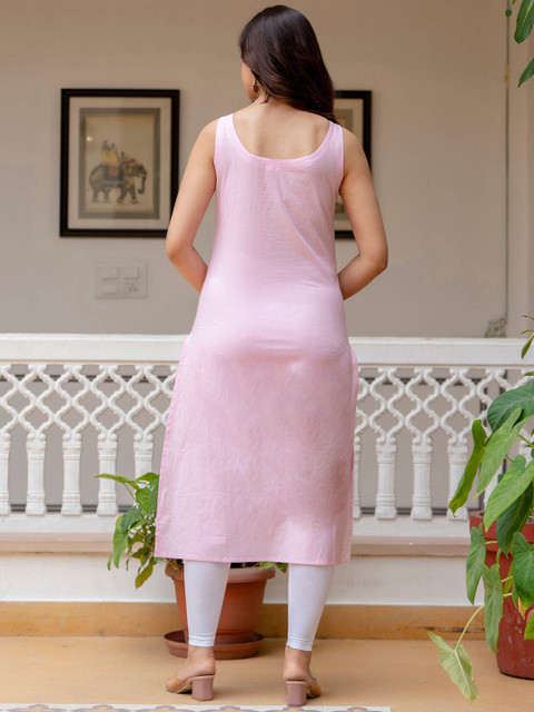 Anouk Women Floral Embroidered Thread Work Floral Kurta - Image 5